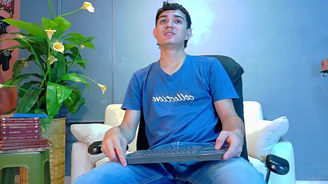 aalejo gray online show from 2, 6, 2026