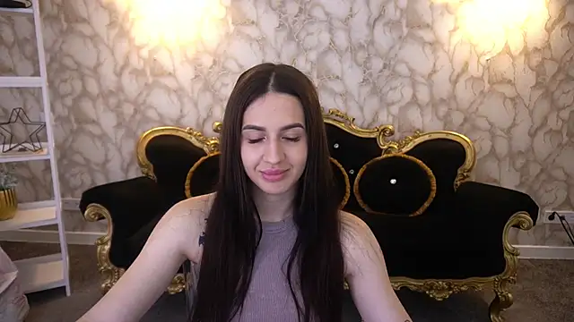 AlesiaDessmond online show from 17, 7, 2026