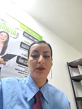 ALEJANDRA  28 online show from 9, 6, 2026