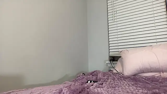 Snapshot of maddiliz chatting on 19, 12, 2025 maddiliz online show from 19, 12, 2025