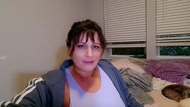 Snapshot of maddiliz chatting on 3, 2, 2026 maddiliz online show from 3, 2, 2026