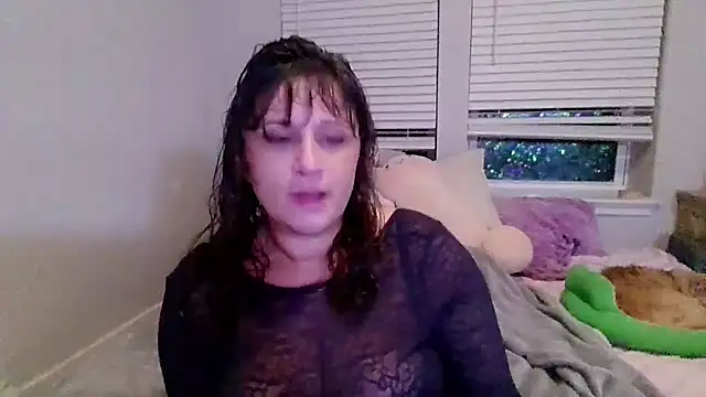 Snapshot of maddiliz chatting on 4, 2, 2026 maddiliz online show from 4, 2, 2026