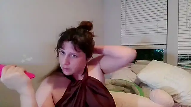 Snapshot of maddiliz chatting on 22, 2, 2026 maddiliz online show from 22, 2, 2026