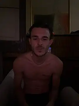 andrea010400 online show from 13, 7, 2026