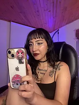Zaira pink online show from 2, 6, 2026