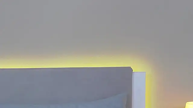 EmmaVesper online show from 9, 7, 2026