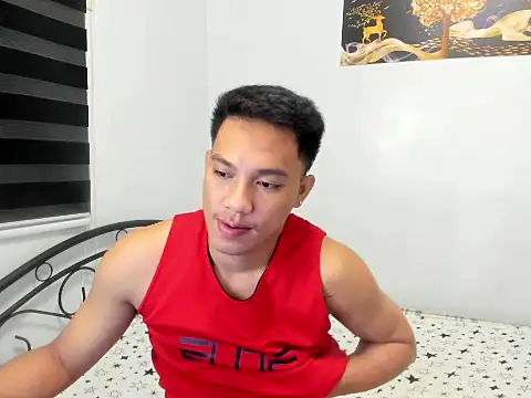 urfucker vinz online show from 19, 7, 2026