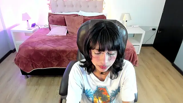 Snapshot of kat_cute__ chatting on 17, 6, 2026 kat cute online show from 17, 6, 2026