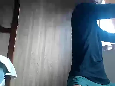Snapshot of jhonierxz chatting on 11, 6, 2026 jhonierxz online show from 11, 6, 2026