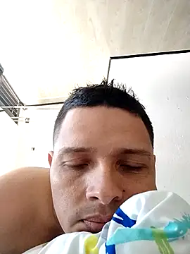 EnzoDesire online show from 20, 6, 2026