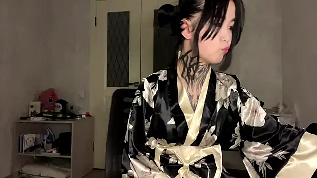 Snapshot of staryrose chatting on 24, 6, 2026 staryrose online show from 24, 6, 2026
