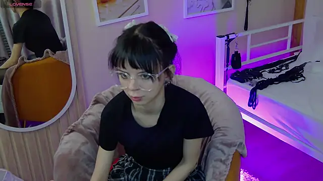 TwiggySmith online show from 27, 6, 2026