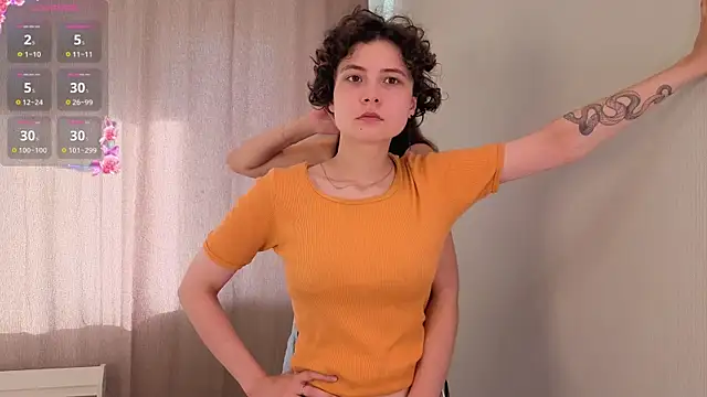 MicaelaLovella online show from 24, 7, 2026
