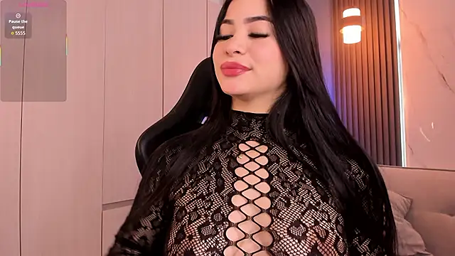 madisson foxxx  online show from 10, 7, 2026