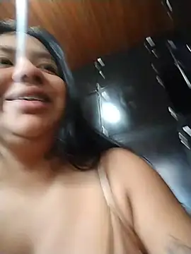 Snapshot of Amber_Herrera chatting on 7, 7, 2026 Amber Herrera online show from 7, 7, 2026