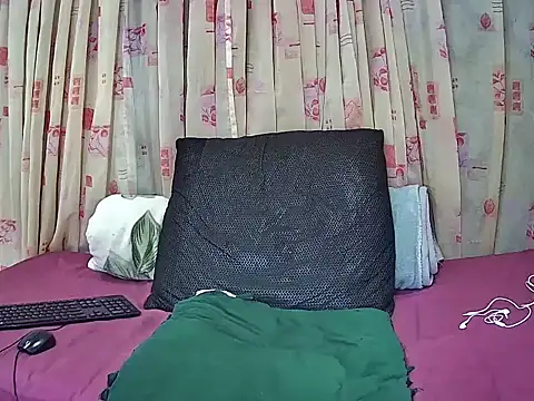 SluttyTall online show from 16, 6, 2026