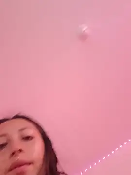 MiaSaen online show from 23, 7, 2026