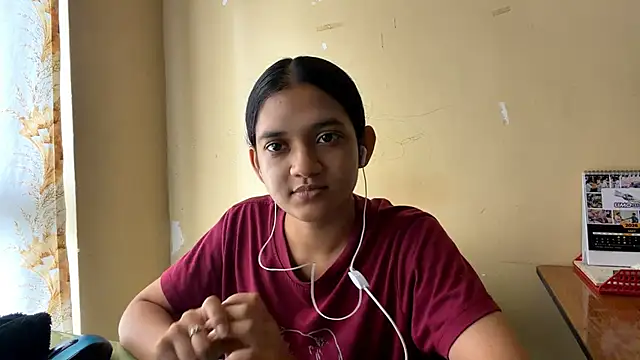 Snapshot of yuna_luxy chatting on 10, 6, 2026 yuna luxy online show from 10, 6, 2026