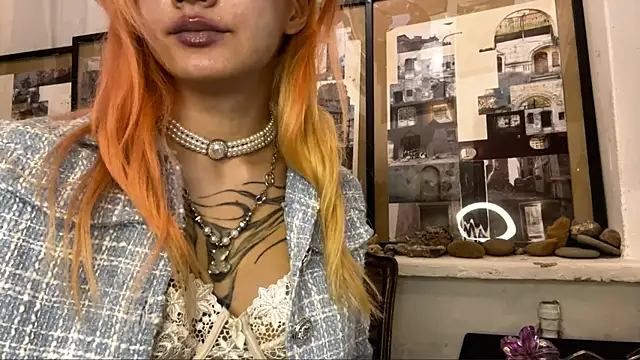JoanneMcauly online show from 24, 6, 2026