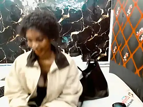 Caramelminxx  online show from 27, 6, 2026