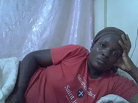 Hot-Zelinda online show from 13, 7, 2026