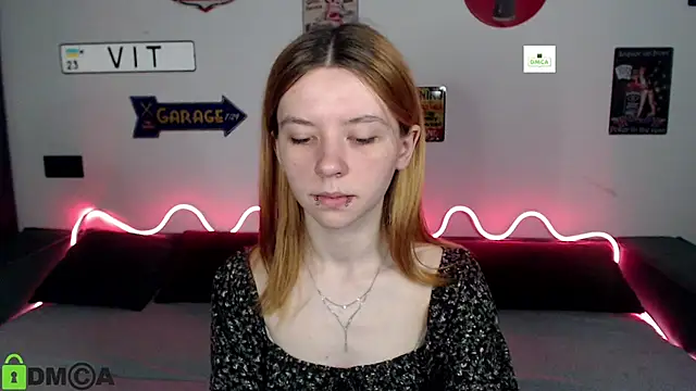 CarolInWonderland online show from 29, 6, 2026
