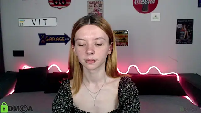 CarolInWonderland online show from 29, 6, 2026