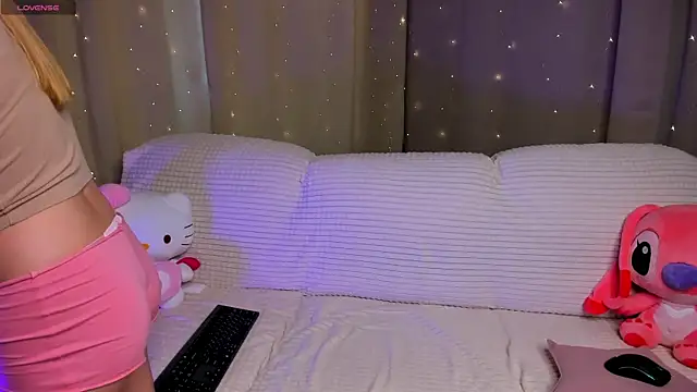UnaBunny online show from 28, 7, 2026