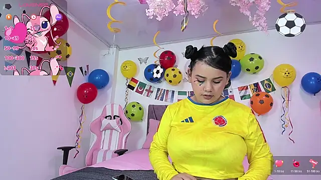 NahomyEvans online show from 23, 6, 2026