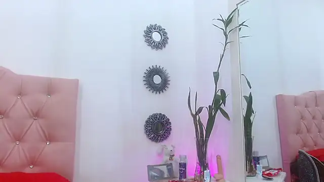  saray rose online show from 15, 6, 2026
