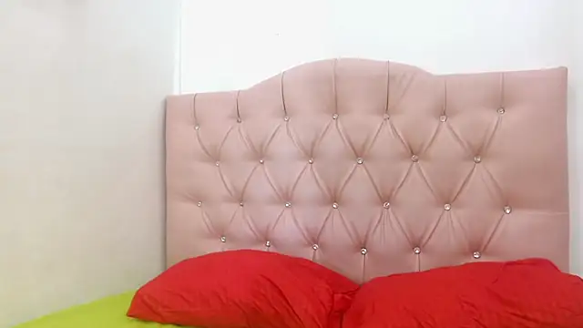  saray rose online show from 23, 6, 2026