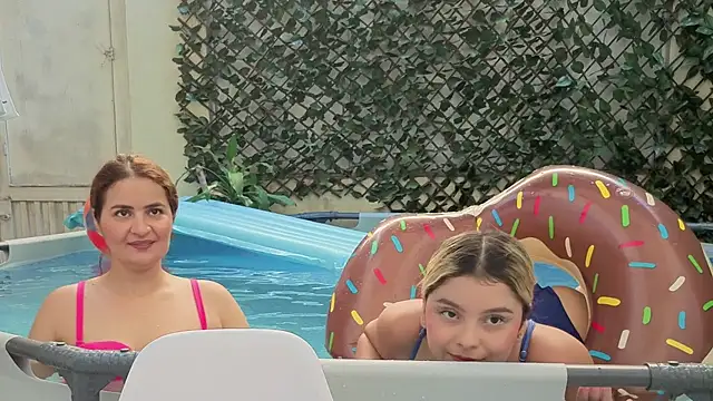 Snapshot of dulce_122 chatting on 28, 6, 2026 dulce 122 online show from 28, 6, 2026