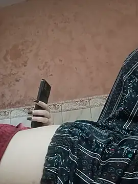 Snapshot of Miss-cutee chatting on 3, 8, 2026 Miss-cutee online show from 3, 8, 2026