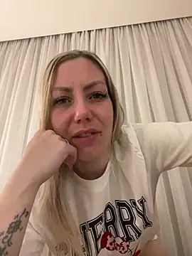 Snapshot of Alana_sc chatting on 18, 7, 2026 Alana sc online show from 18, 7, 2026