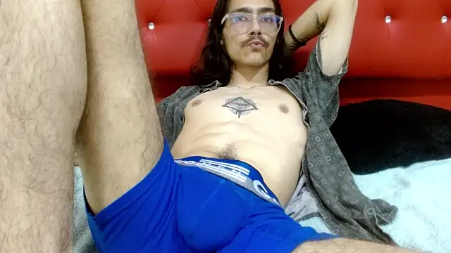 bigcock robert online show from 26, 6, 2026