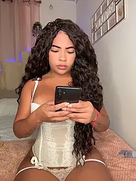 karelyssc online show from 17, 6, 2026