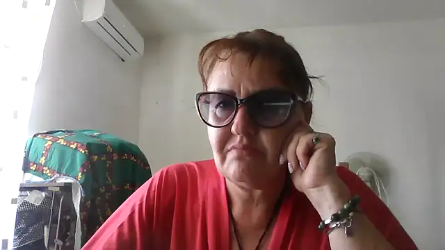 ErikaXShine online show from 25, 6, 2026