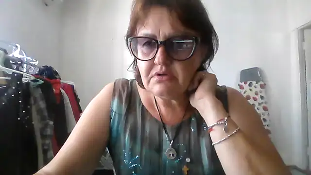 ErikaXShine online show from 24, 7, 2026
