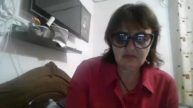ErikaXShine online show from 31, 7, 2026