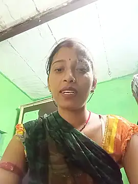 Snapshot of Cut_shivi56 chatting on 29, 6, 2026 Cut shivi56 online show from 29, 6, 2026
