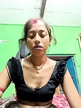 Snapshot of Cut_shivi56 chatting on 12, 7, 2026 Cut shivi56 online show from 12, 7, 2026