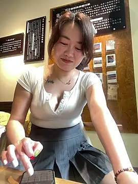 mollymm online show from 15, 7, 2026