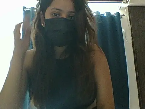 Snapshot of luvruhi chatting on 10, 6, 2026 luvruhi online show from 10, 6, 2026