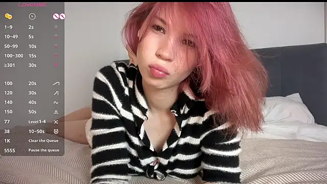 Snapshot of delannalune chatting on 17, 6, 2026 delannalune online show from 17, 6, 2026
