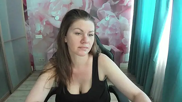LunaKissesx online show from 18, 7, 2026