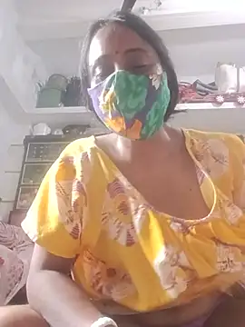 Snapshot of Simi-hot-boudi chatting on 5, 7, 2026 Simi-hot-boudi online show from 5, 7, 2026