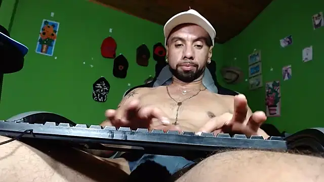 Snapshot of Arian_Pervert chatting on 7, 2, 2025 Arian Pervert online show from 7, 2, 2025