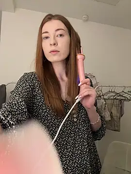 Snapshot of AlisaRussel chatting on 6, 7, 2026 AlisaRussel online show from 6, 7, 2026