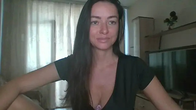 Snapshot of Mia_Salamanka chatting on 6, 8, 2026 Mia Salamanka online show from 6, 8, 2026