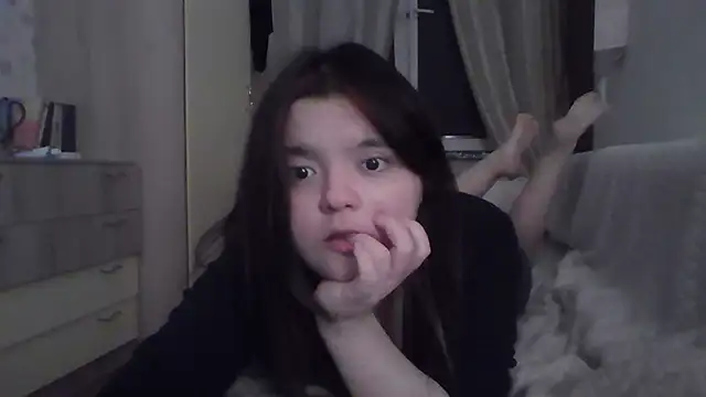 ZeldaSayre  online show from 6, 7, 2026